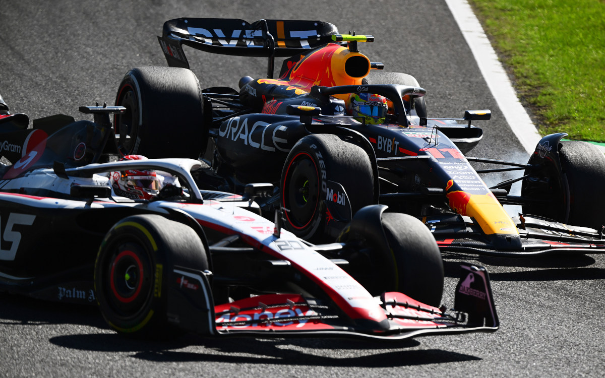 Sergio Pérez: Formula 1’s Driver of the Day and Crasher of the Day – Analysis and Controversy