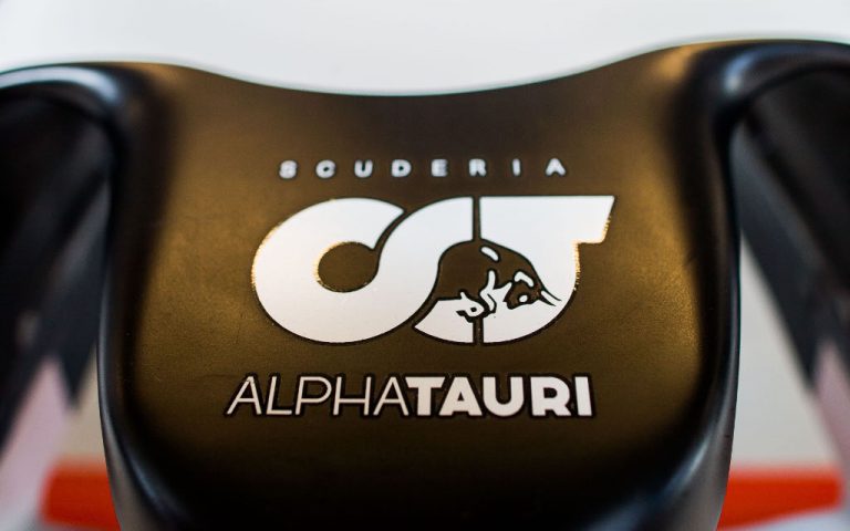 Logo tímu Alpha Tauri